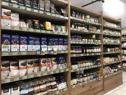 372-biocoop-forcalquier-jojoba-magasin-bio-alimentation-chocolat-commerce-equitable-confiture-miel-local.webp
